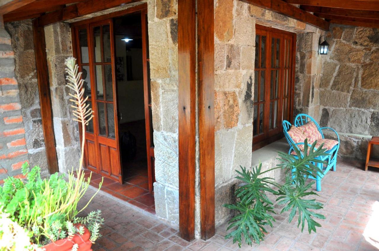 La Toma Complejo De Montana - Cabanas Y Habitaciones En Hosteria مينا كلافيرو المظهر الخارجي الصورة