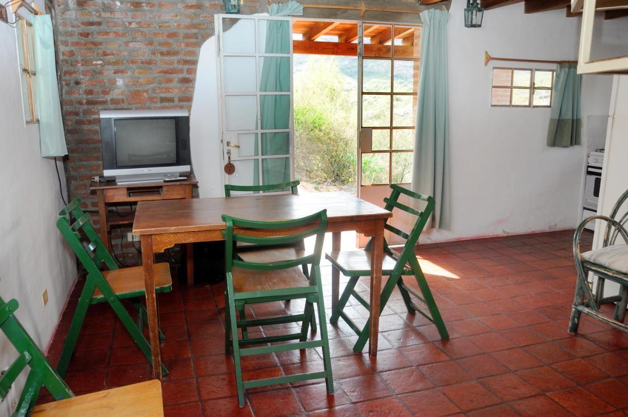 La Toma Complejo De Montana - Cabanas Y Habitaciones En Hosteria مينا كلافيرو المظهر الخارجي الصورة
