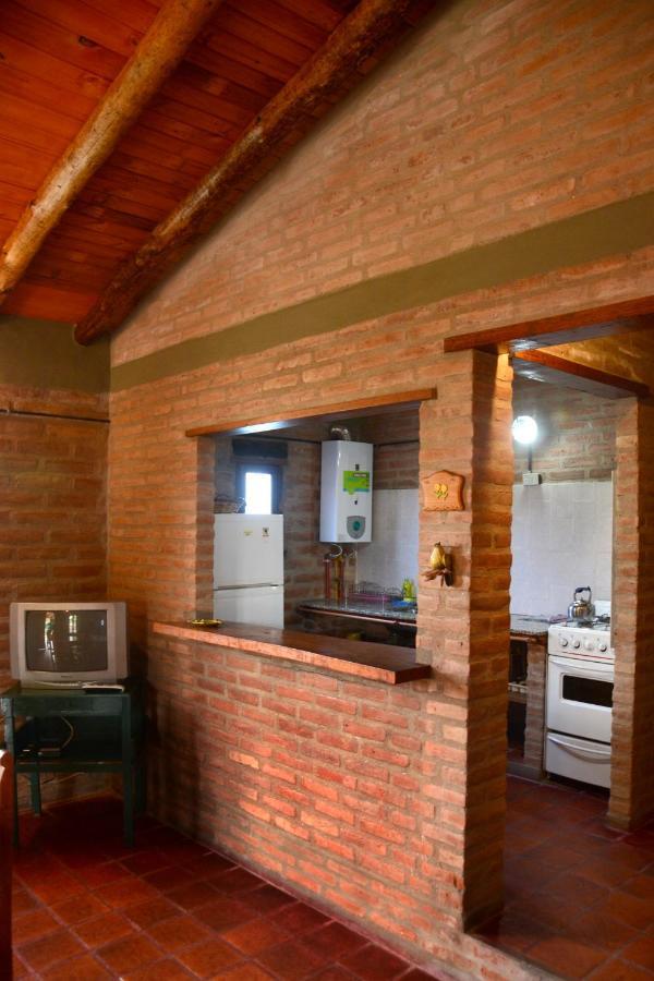 La Toma Complejo De Montana - Cabanas Y Habitaciones En Hosteria مينا كلافيرو المظهر الخارجي الصورة