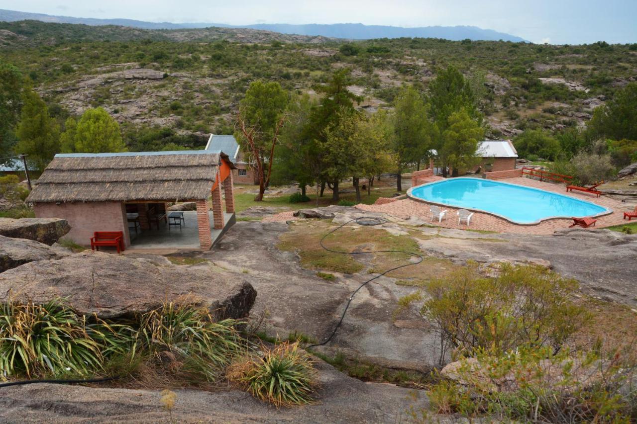 La Toma Complejo De Montana - Cabanas Y Habitaciones En Hosteria مينا كلافيرو المظهر الخارجي الصورة