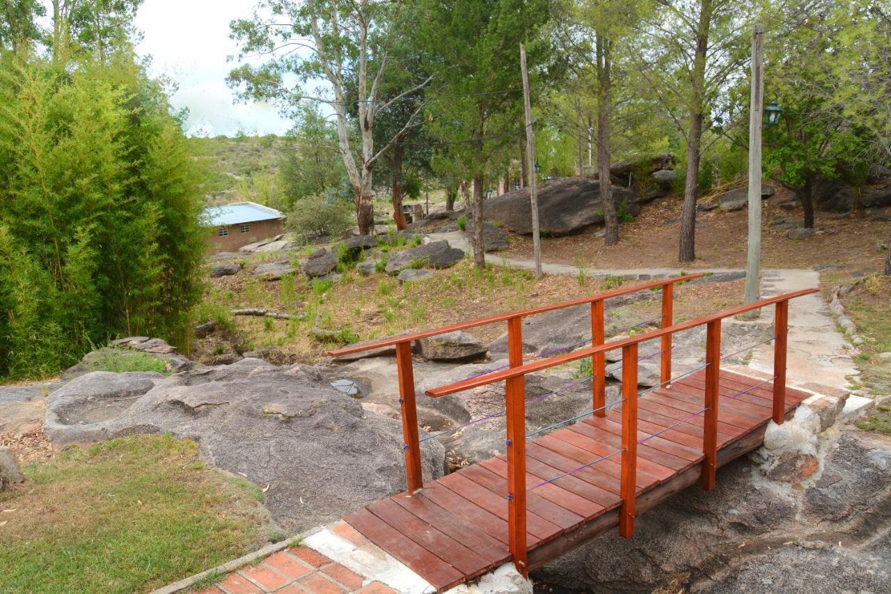 La Toma Complejo De Montana - Cabanas Y Habitaciones En Hosteria مينا كلافيرو المظهر الخارجي الصورة
